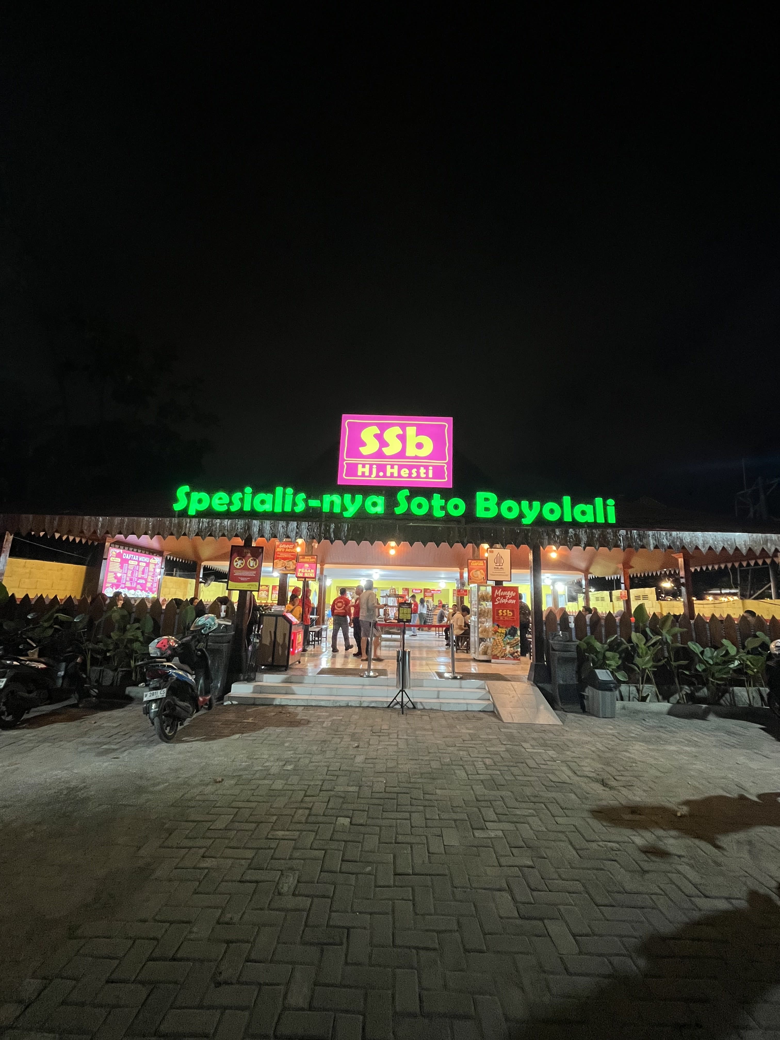 SSB Soto Hj. Hesti (Kebomas) di Kebomas - Soto